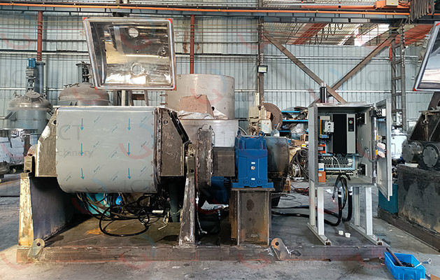 Гидравлический наклонный смеситель с Z-образными лопастями hydraulic tilting sigma mixer